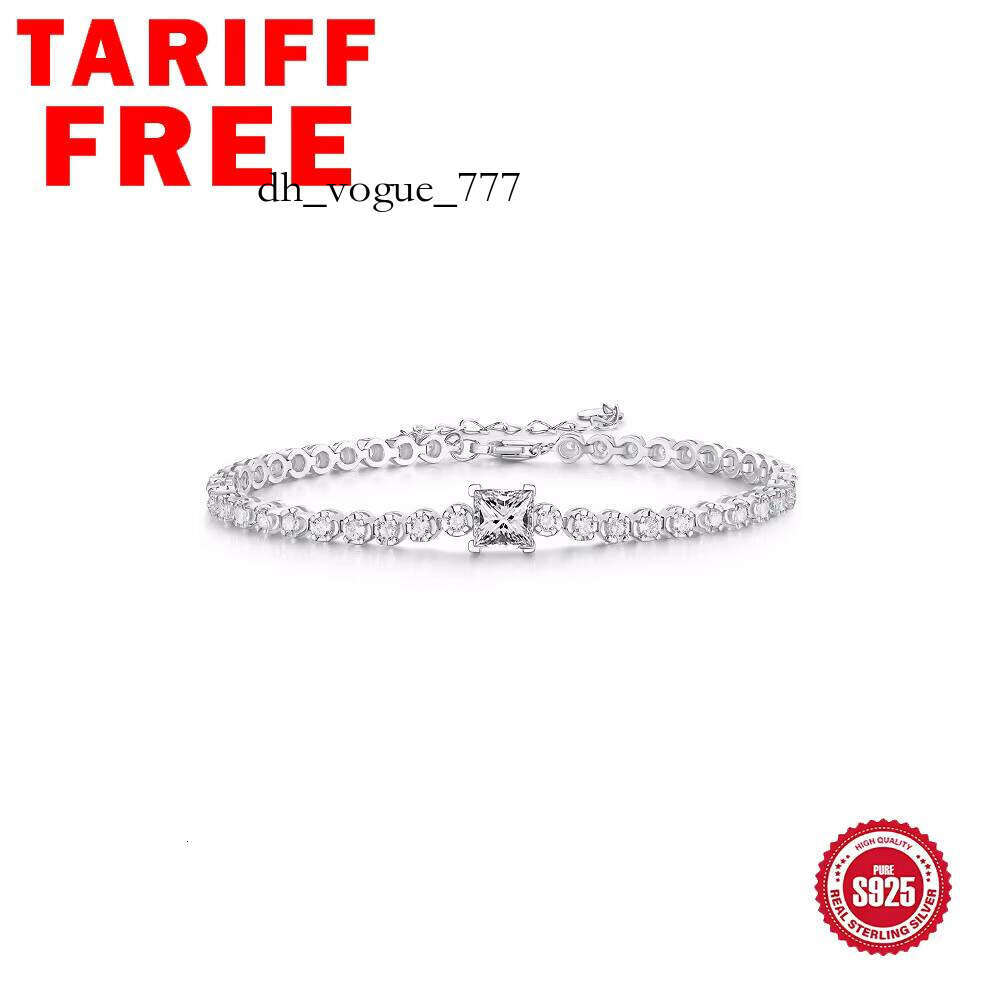 Factory Wholesale Sier Moissanite Bracelet D Color VVS1 Certificate Hip Hop Rubik's Cube Design Elegant Bangles