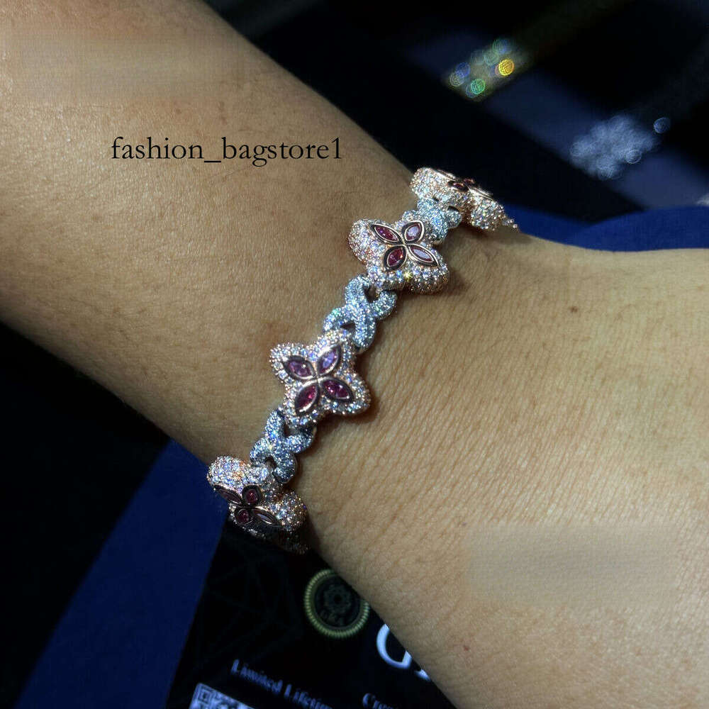New Arrivals Fashion Jewelry Sterling Sier Vvs Pink Color Moissanite Dia Four Leaf Clover Cuban Link Tennis Bracelet