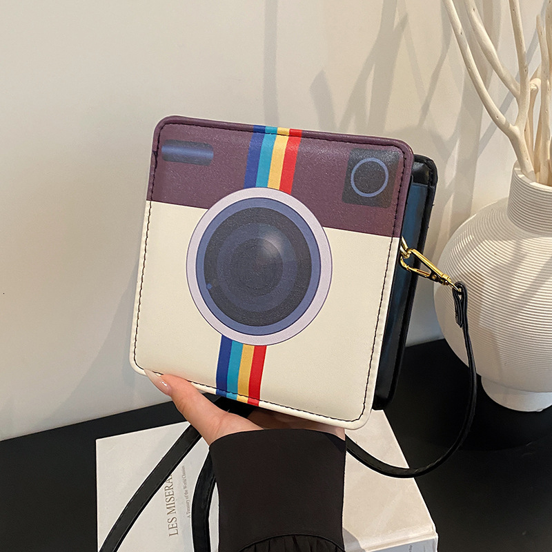 2025 Autumn New Personalized Fashion Versatile Trendy Style Camera Pattern Niche Design Women's Shoulder Bag Designer Bag