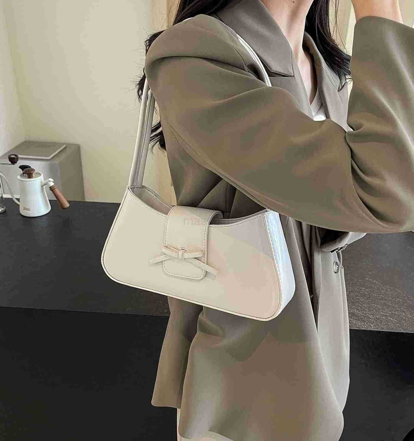 Shoulder Bag for Women Hobo Handbags Trendy Y2K Purses Patent Leather Clutch Bag Cute Bow Purse M250910