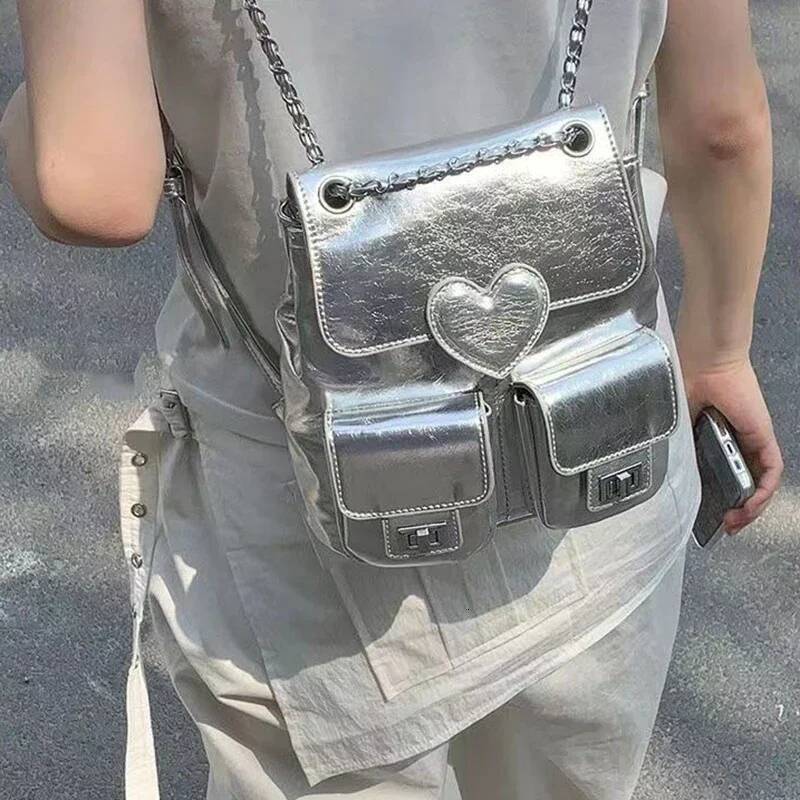 Richme Y2K Sier Women Backpacks Fashion Designer Mochila Femenina Heart Shaped Small Capacity Commute Bolso Mujer high-quality