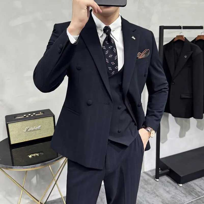 The new Spring 2025 suit set is fashionable stylish and versatile Its a threepiece formal suit suitable for British business W250910