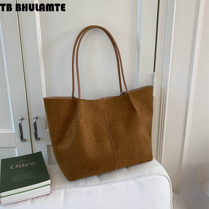 Free Shipping Designer Bag Simple Suede Tote Bag For Women 2025 Autumn Luxury Bag Winter New Velvet Mother-daughter Bag Large Capacity Handbag Shoulde