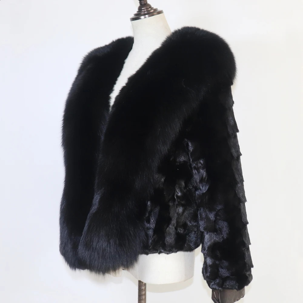 Real Mink Fur Coat For Women Winter Warm 100 Genuine Mink Fur Jacket With Fox Fur Collar Lady Quality Natural Mink Fur Overcoat 250909