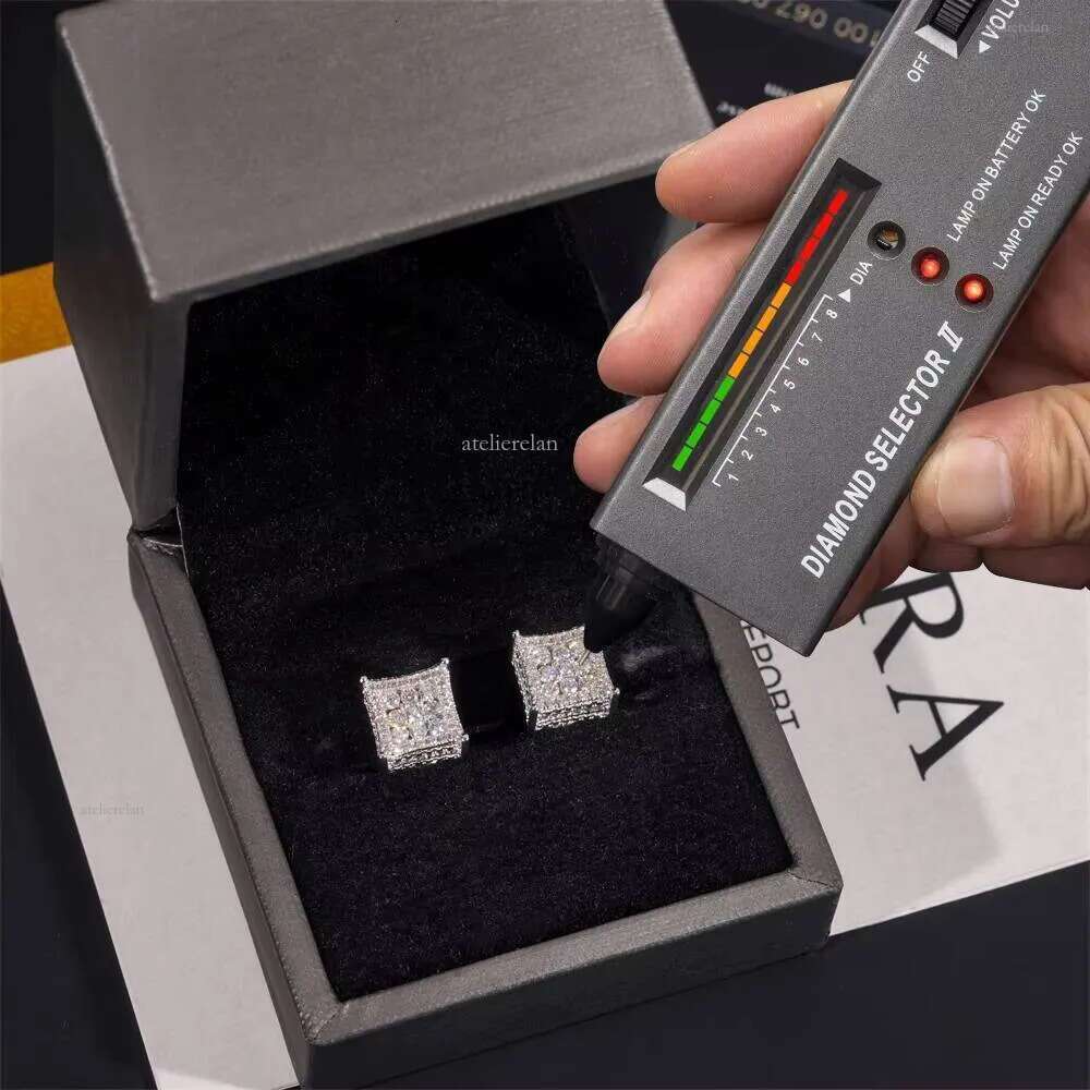 Wholesale Price High Quality Fashion Sterling Sier Moissanite Dia Gold Plated Square Iced Out Men Earrings