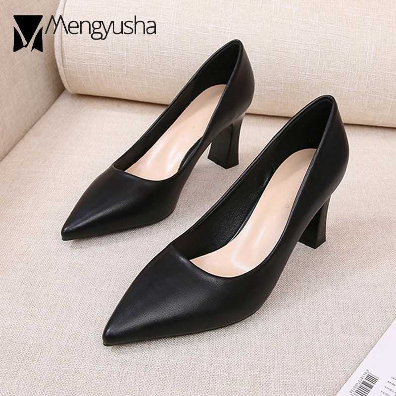 Champagne Gold Pumps Woman 7cm Strange High Heels Ladies Solid Leather Bridal Shoes Princess Stewardess Dress Pumps Big Size 43 W250910