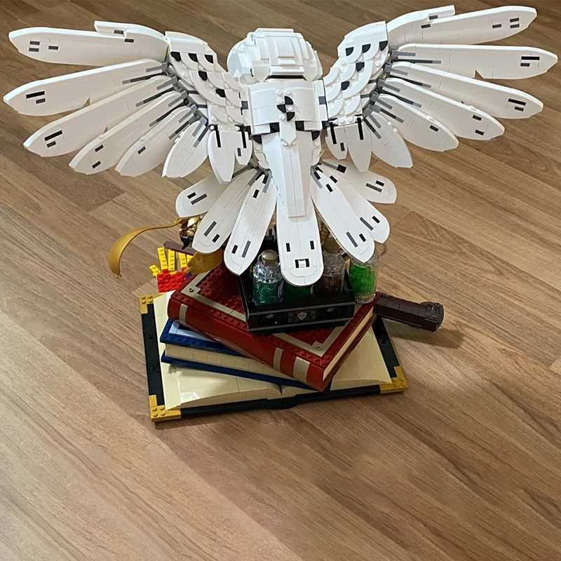 HOT TOYS Collectors Edition Delivery Owl Building Blocks 76391 Model Bricks Children Toy Gift 3010PCS Z250910