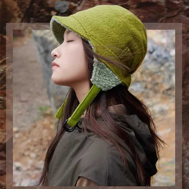 Women Winter Trper Trooper Hat Warm Mens Russian Waterproof Ski C Bomber Cs Warm Earfl Big Size Baseball HatsXJ250910