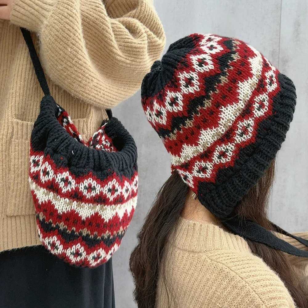 Striped Spld Knitted Briml Hat Ethnic Retro Style Woolen Hats Autumn Winter Thickened Warm Resistant Ear Protection CsXJ250910