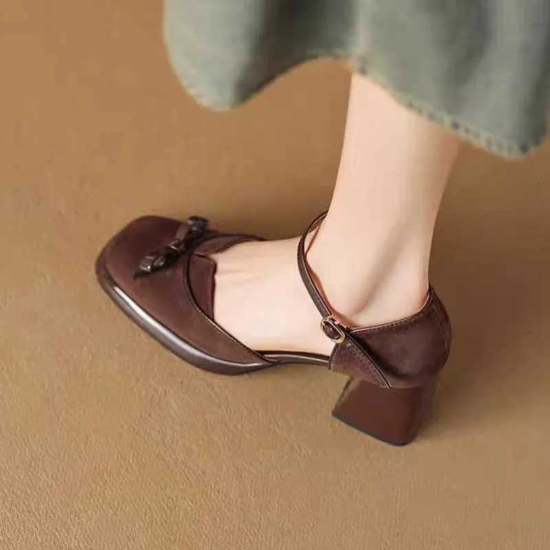 2025 Women Shoes Square Toe Shallow Single Shoes French Style Low Heel Ladies Dress Shoe Fashion Soft Sole Leather Shoes W250910