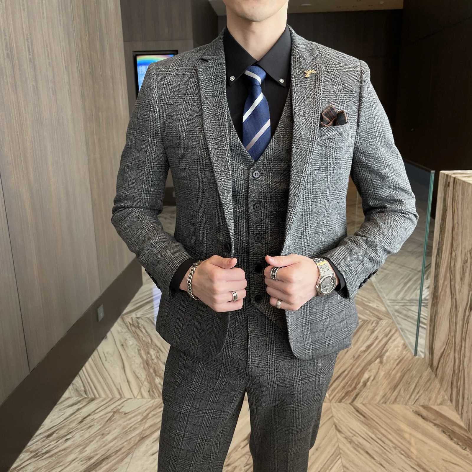 British Korean Style High Quality Modified Plaid ThreePiece Suit for Men Stylish Business Casual Suit Vest And Trousers Set W250910