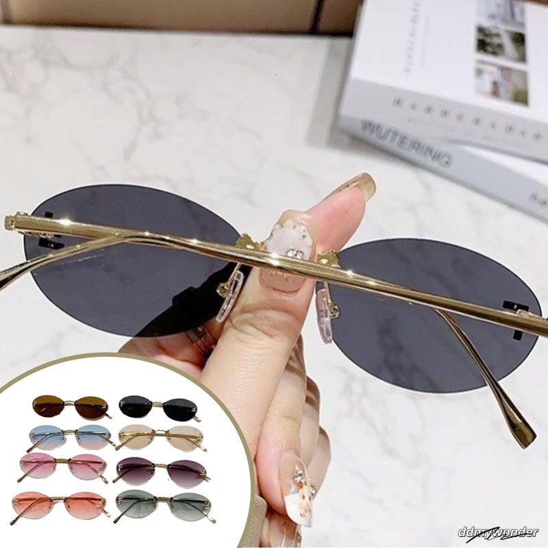Bold Unisex Sunglasses - Statement-Making Frames Suitable For Road Trips And Festivals, Offering UV Protection