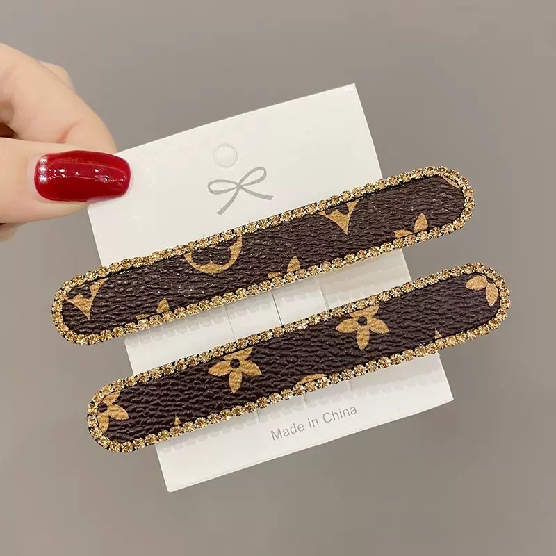 Luxury Hair Clips Barrettes Luxury Designer Letter Hair Clips Versatile Barrettes Classic HairJewelry Brand High Quality Love Gift Hair Accessories