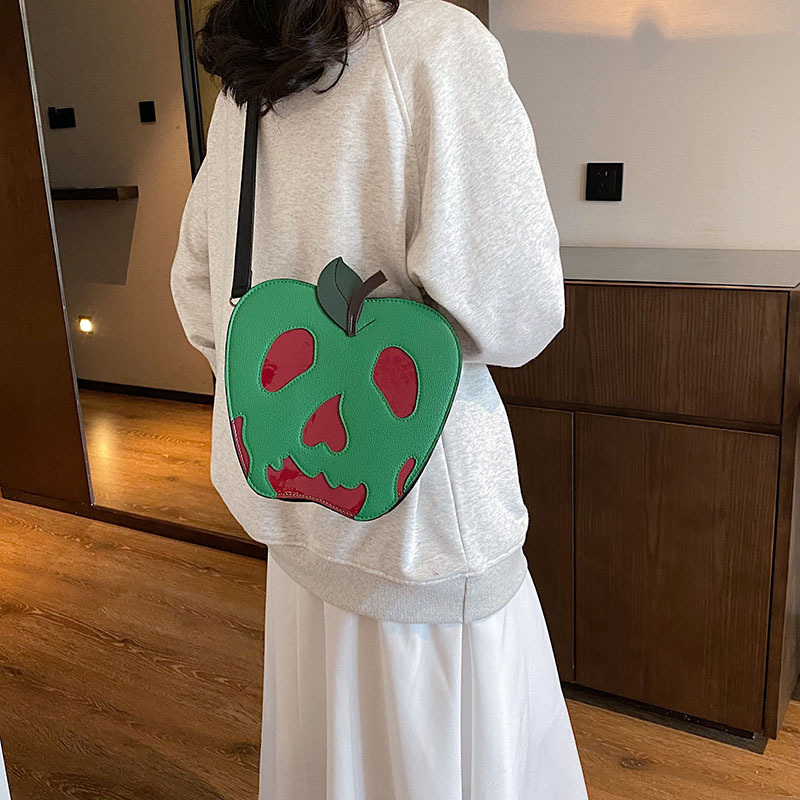new Halloween bag luxury bag European and American personality funny apple leisure bag designer bag skeleton women s bag