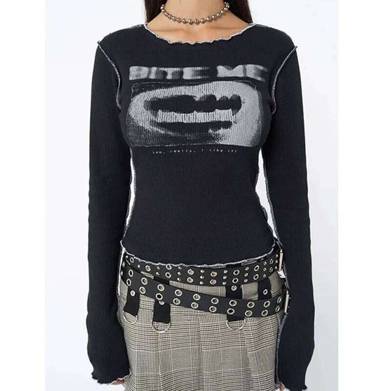 Vintage Punk Skull Gothic Esthetics Streetwear Women's Tee Summer Grunge Graphic Print Splicing Long Sleeve Y2k Slim Crop Top