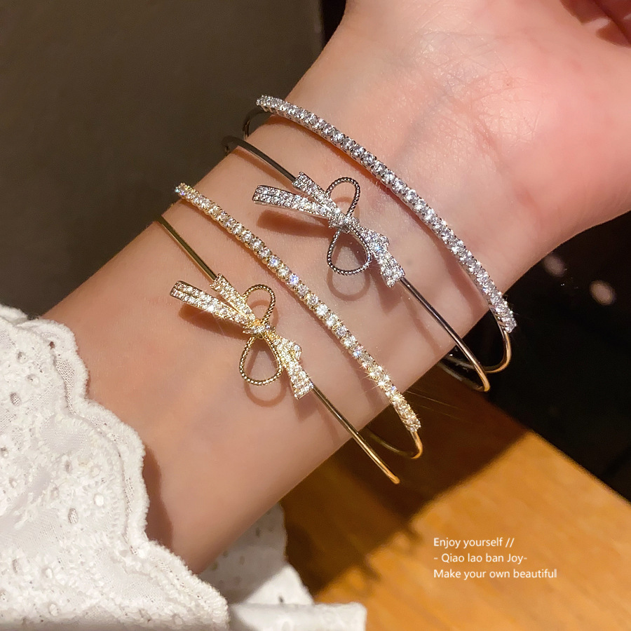 Gold - Toned Bangle With Bow - Shaped Crystal, Sparkly Pave Detail Delicate Daily & Elegant Jewelry Gift For Her High - Quality And Stylish Accessory
