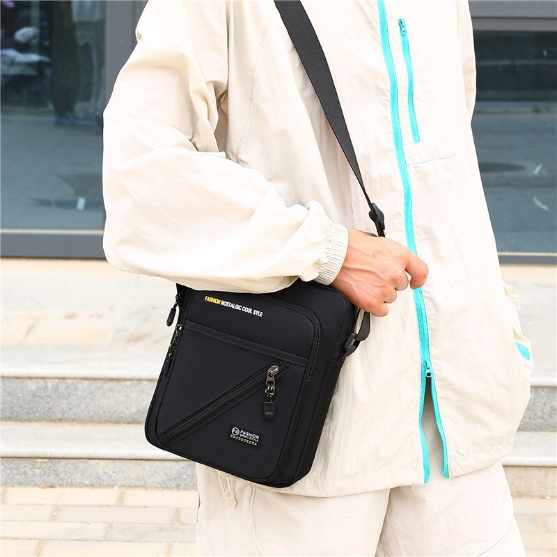 New Free Shipping Designer Bag Men S Crossbody Bag Casual Large Luxury Bag Capacity Water Resistant Handbag Outdoor Oxford Cloth Wear Resistant Should