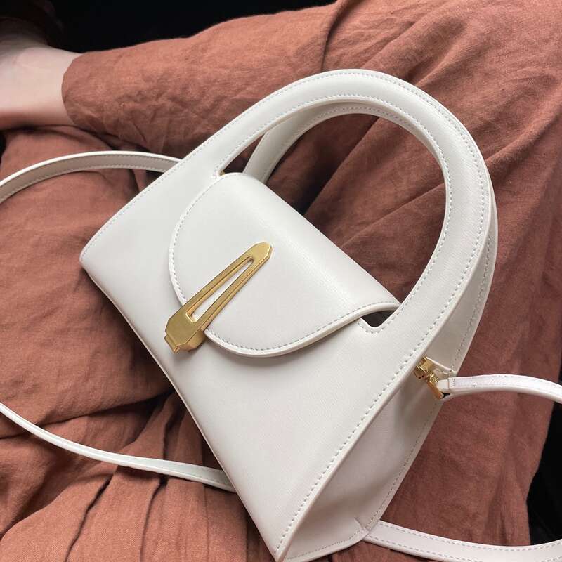 Niche Design High-End Retro Lock Handbag Female Korean Style All-Match Fashion Shoulder Messenger Bag