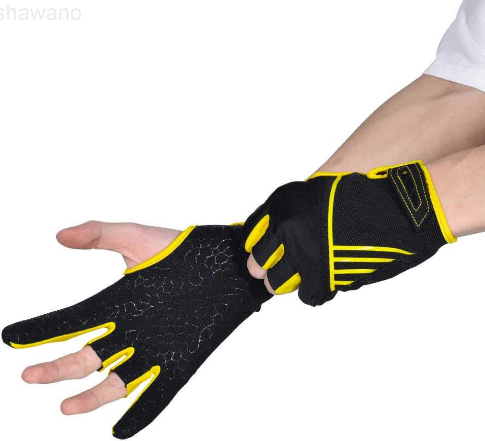Professional AntiSkid Bowling Gloves Comfortable Bowling Accessories SemiFinger Instruments Sports Gloves Mittens for BowlingW250911