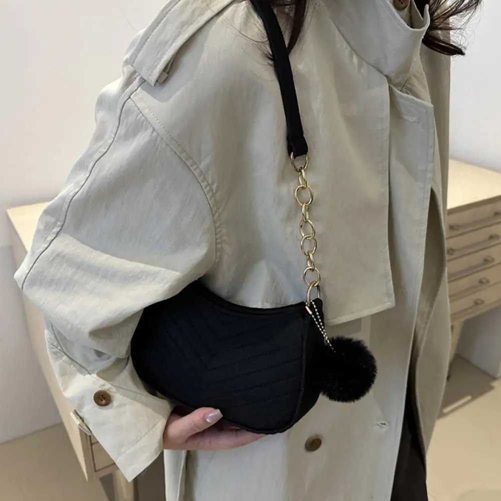 Mini Women Shoulder Bags Fashion Felt Womens Bag Design Advanced Underarm Handbags Mini Saddle Bag W250911