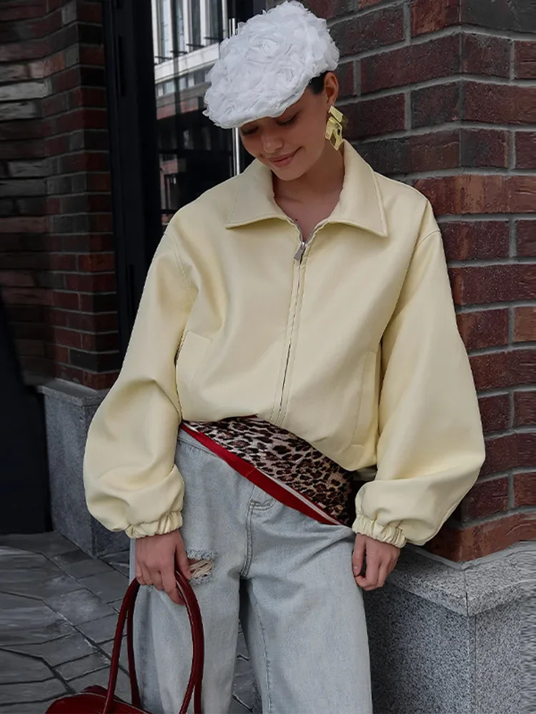 Retro PU Leather Zipper Jacket Women Fashion Lapel Loose Light Yellow Jackets Lady Versatile Casual Chic Street Outwear 250911