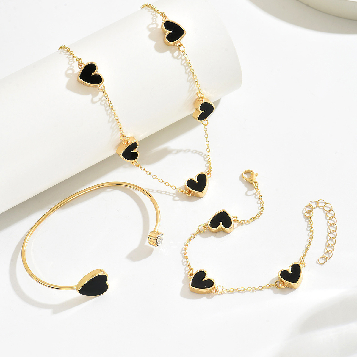 Luxury Brand Designer Jewelry European And American Style Jewelry Set Geometric Heart Inlaid Plate Design Factory Necklace Adjustable Open Bracelet