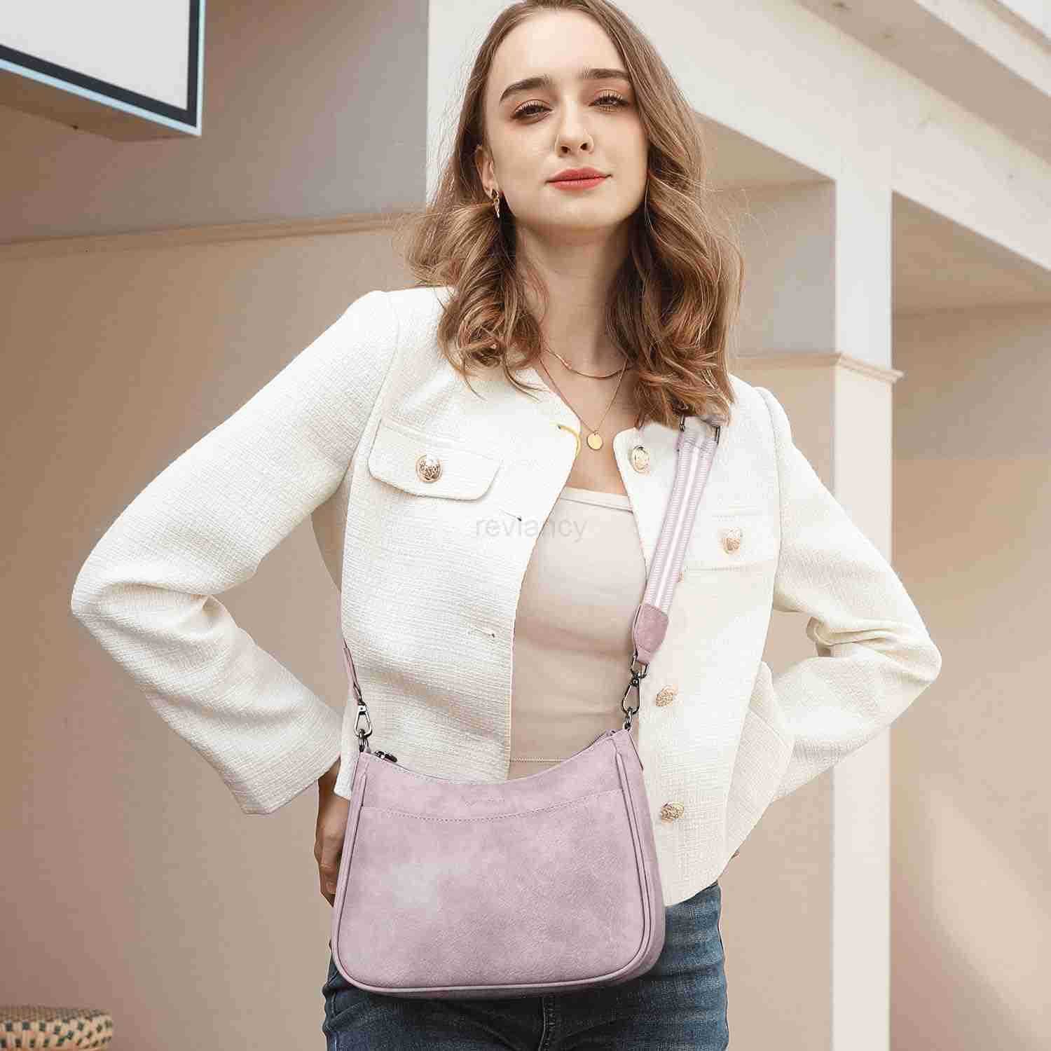 Trendy Leather Crossbody Purse with Adjustable Strap Womens Shoulder HandbagW250910