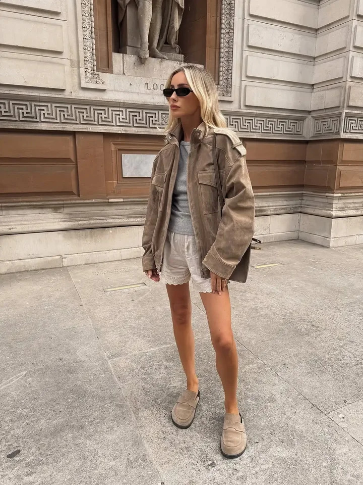 Women Chic Short Stand Collar Suede Jacket Fashion Zipper Pocket Loose Outerwear Lady Autumn Daily Highstreet Coats 250911