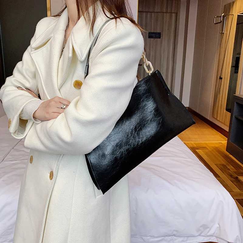 2024 New Design Handbags Women Shoulder Bag Soft Synthetic Leather Crossbody Large Capacity Fashion Female Underarm Bags Z250911