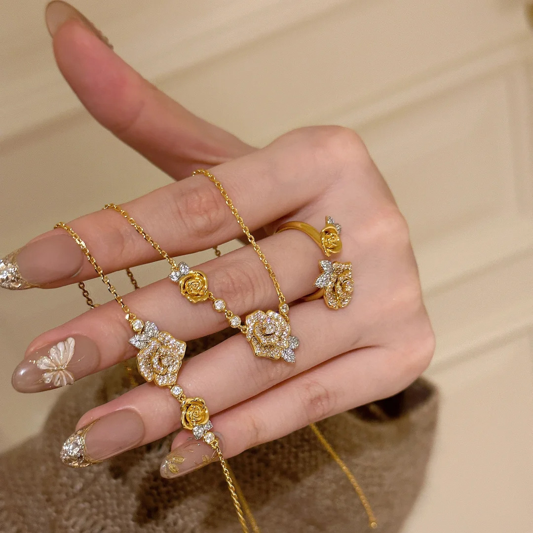 Luxury Brand Designer Jewelry Xiaohongshu Same Style Rose Camellia Inlaid Diamond Bracelet For Women 2024 Little Style Versatile Luxury Rose Flower