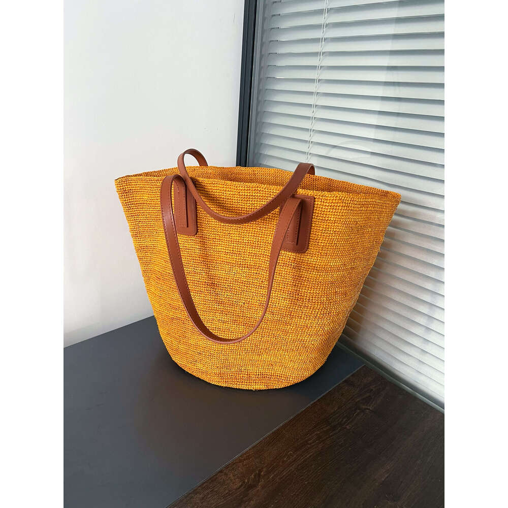 Designer Bag Tote Bag Shoulder Bag French Style Large Capacity Commuter Woven Tote For Women New Summer Casual Vacation Beach Straw Bag