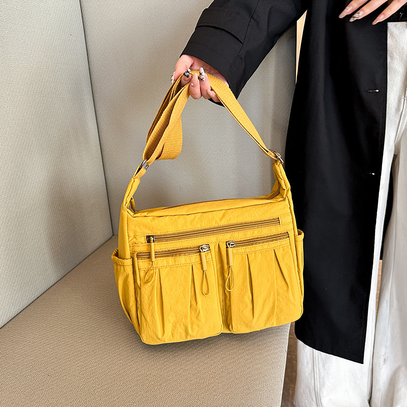 Designer Bag Pleated Simple Shoulder Luxury Bag Bag Lightweight Commuting Durable Middle Aged Mom Free Shipping Bag Large Capacity Casual Versatile Cr