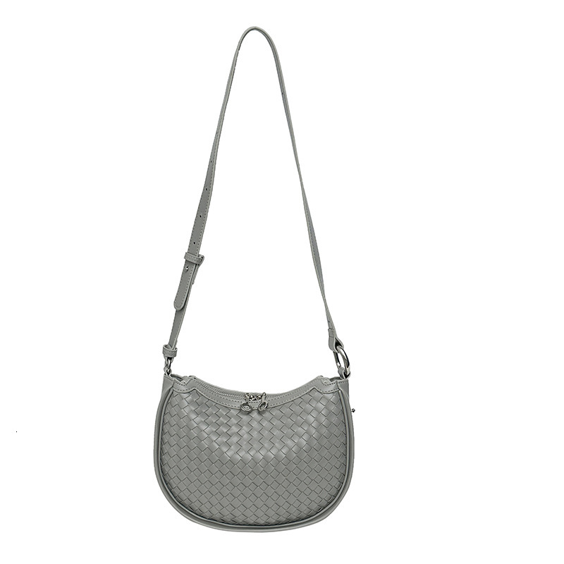 2025 new women's cross-border woven crescent shaped bag luxury bag niche high-end feeling armpit bag designer bag shoulder bag