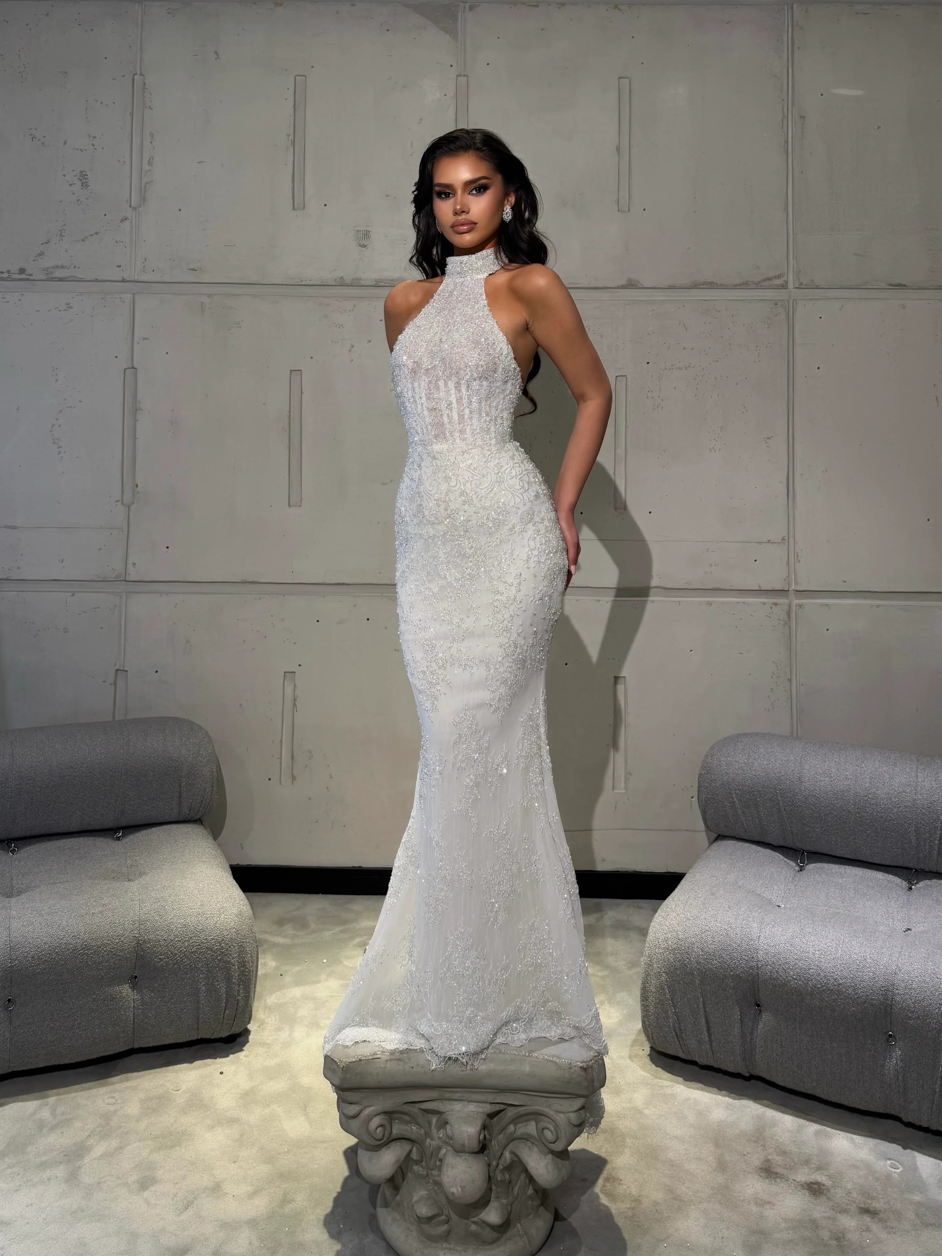 Classic Evening Dresses For Women Halter Neck Sleeveless Backless Gown Sequins Lace Floor Length Dress Party Customized Dress