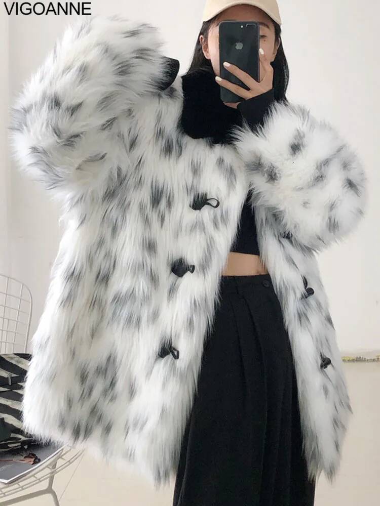 VigoAnne 2025 Women Winter Casual Faux Coat Female Short Plush Jacket Lady Long Sleeve Thick Fake Fur Warm Fluffy Outwear