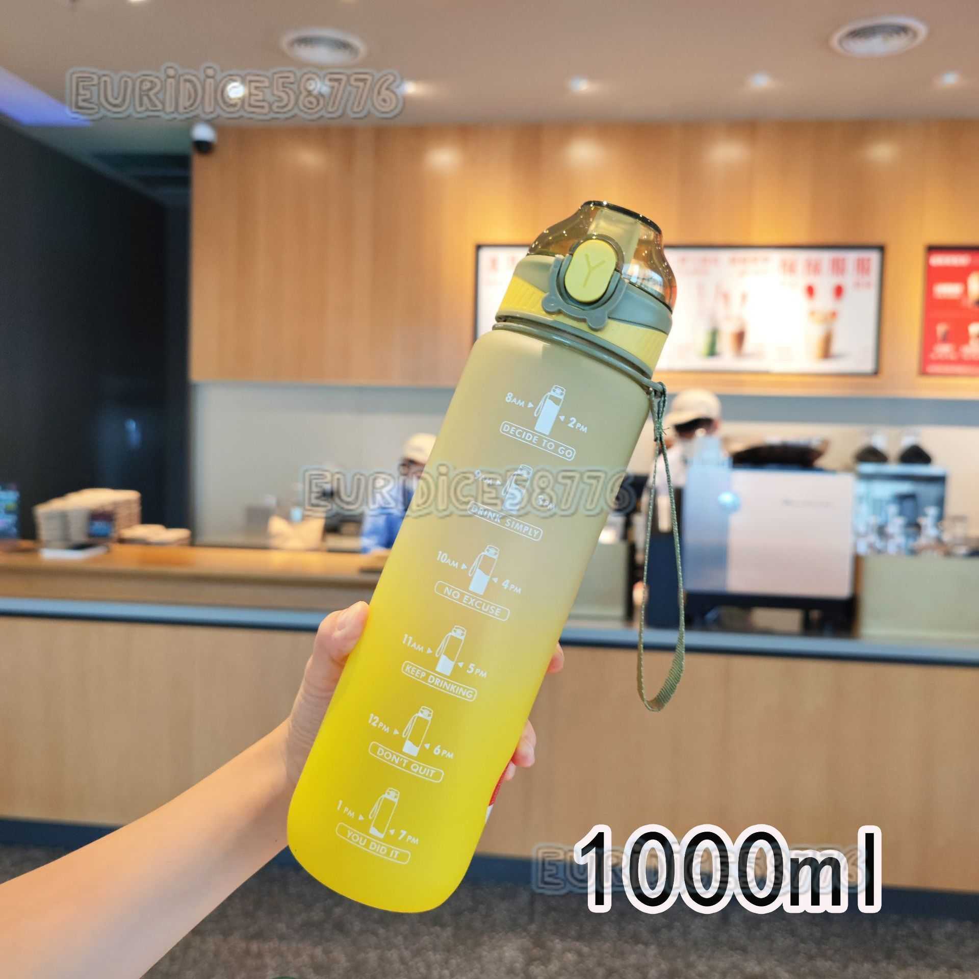 Sports Fitness Gradient Color Straw Plastic Water Cup Portable Rope Lid Lock Buckle Car Outdoor Water Bottle H250911