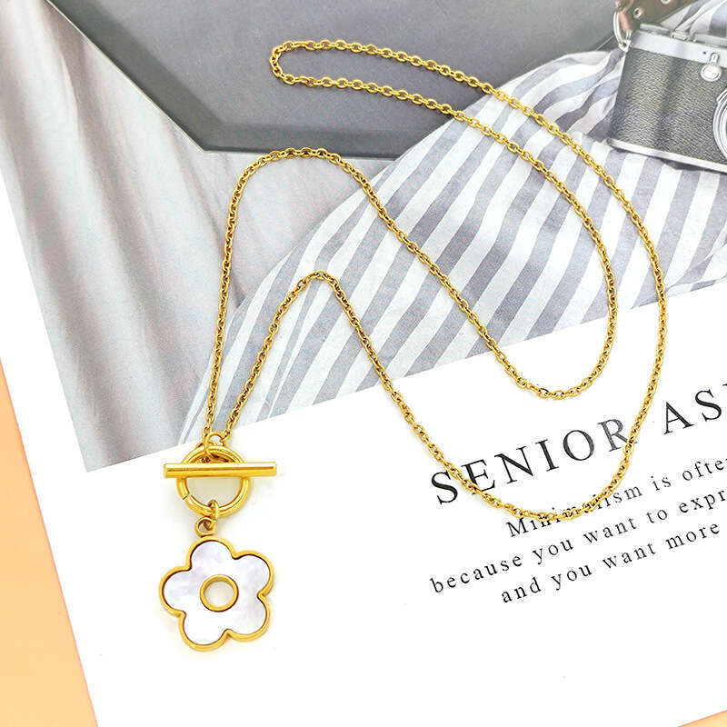 Titanium Steel Korean Style Light OT Buckle Shell Flower Necklace for Women, Unique Fashion Versatile Clavicle Chain