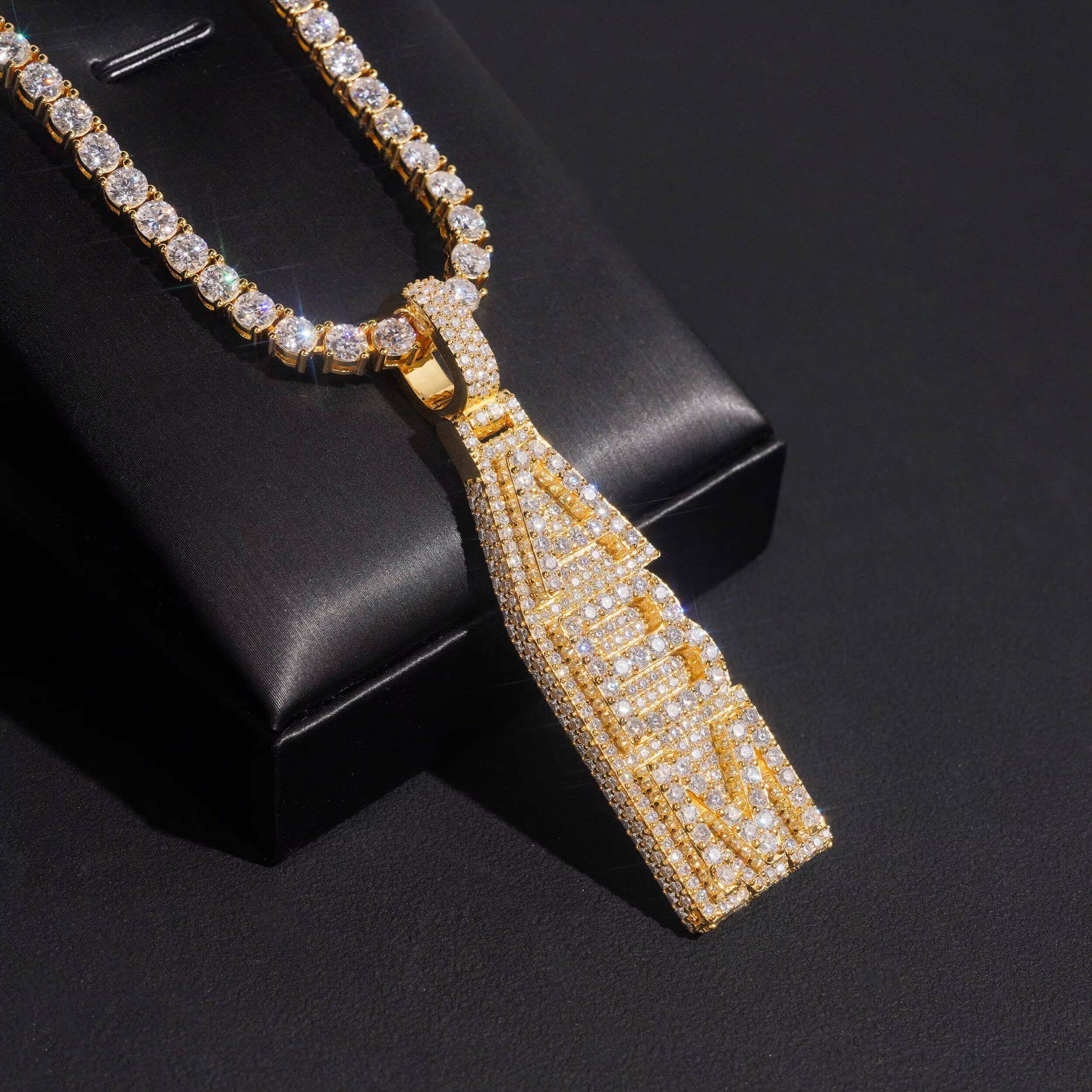 Iced Out Jewelry Moissanite Vertical Letter Initial Pendant 925 Silver Moissanite Diamond Pendant Custom Pendant