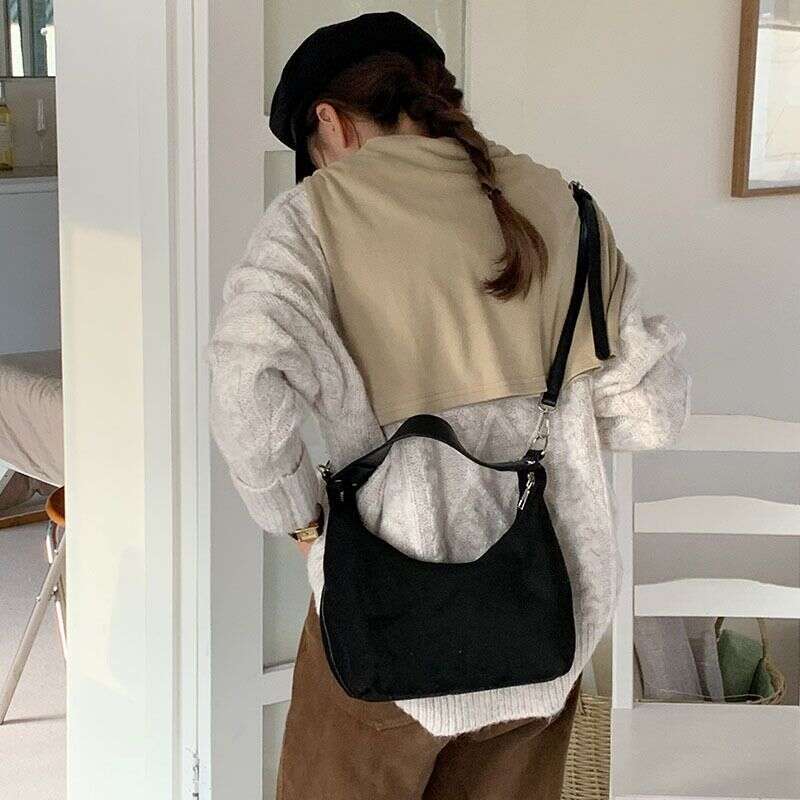 Niche Design Single Shoulder Underarm For Women 2023 New Ins Dumpling Textured Trendy Crescent Bag