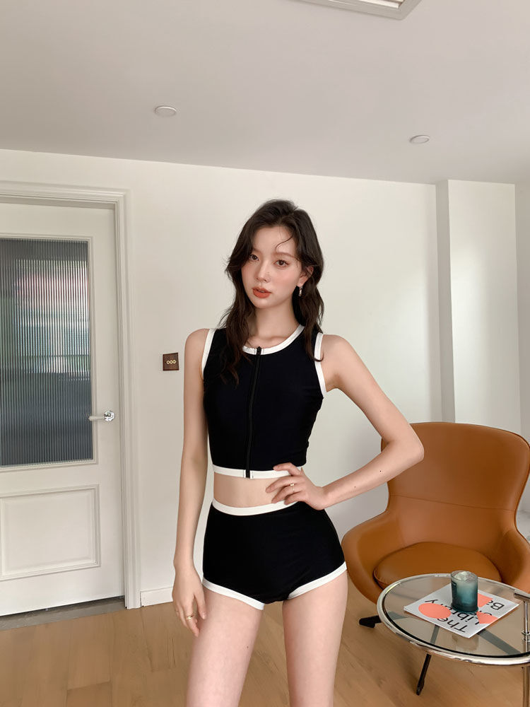 2025 New Women's Swimsuit Two-Piece Sexy Japanese and Korean Style Sports Small Chest Gathered Slimming Beach Vacation Swimwear