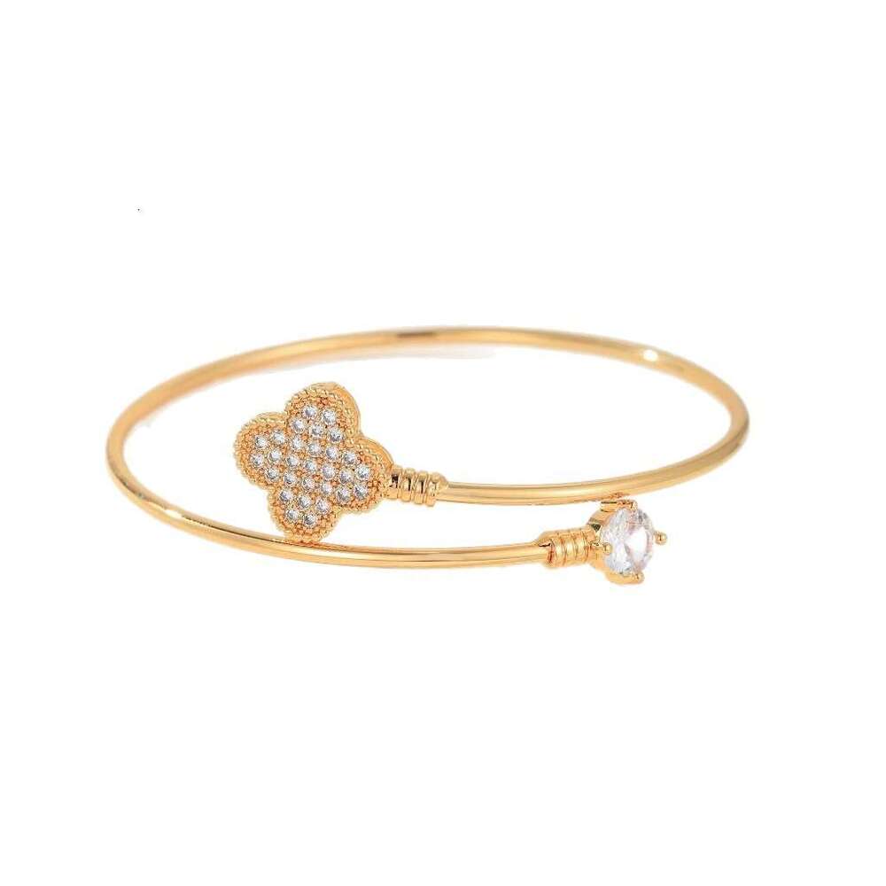 INS Trend Fashion Four-Leaf Clover Open for Women Electroplated Copper Micro Inlaid Zirconia Bracelet Jewelry