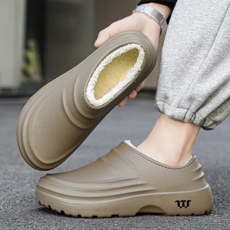 2024 Fashion Cotton Slippers Men Winter Warm Home Cotton Shoes Waterproof Garden Shoes Indoor Slip on Concise Shoes250906