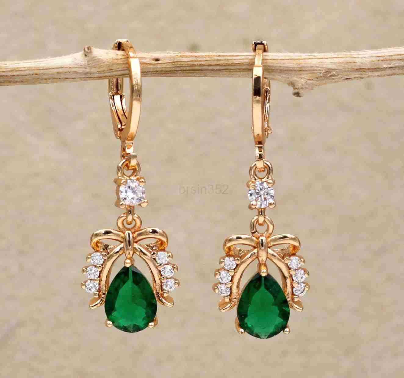 18K Gold Plated 4 Pairs Drop Dangle Earrings Set for Women FlowerHeartAnimalPearl Drop earrings Hypoallergenic Cubic Zirconia Earrings Lightweight Par