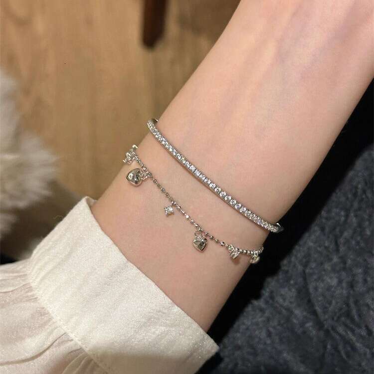 Tassel Heart Shaped Sparkling Dia Bracelet for Women, Light , Ins Style, Niche Design, High-end Feel, Elegant and Versatile Hand Jewelry