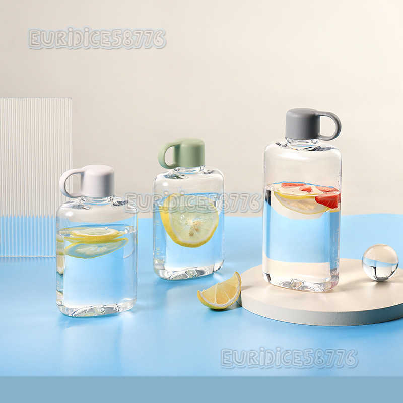 Fresh Style Portable Flat Bottle Plastic Cup Outdoor Summer Portable Large Capacity Antidrop Transparent Tritan Space Water Bottle H250911