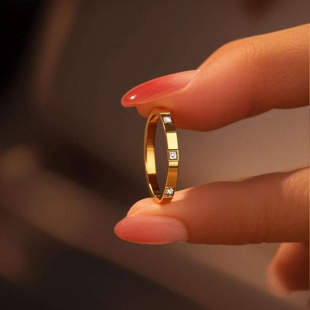 Band Ring Designer rings for women Luxury jewelry men Wedding love ring Stainless steel plated with 18K gold set with zirconia Holiday and vacation gi