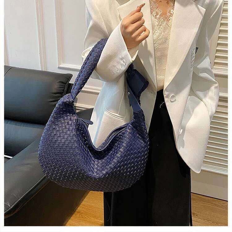 2025 Women's French Boho Gothic Feather Cross Body Crescent Bag