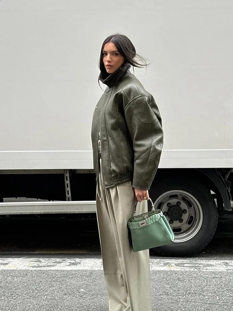 Women Army Green Leather Jacket Lady Lapel Coller Long Sleeve Zipper Loose Fashion Coat Autumn Outerwear Daily Street Coats 250911