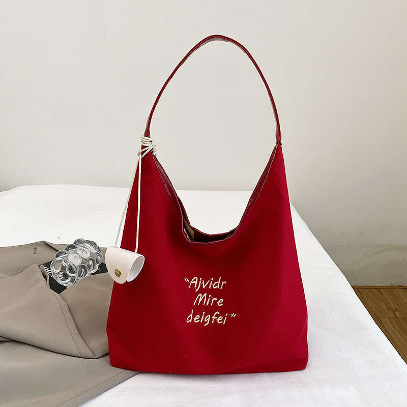 2025 Autumn Trend New Fashion Casual Single Designer Bags Shoulder Handbag Large Capacity Letter Underarm Tote Commuter Bag