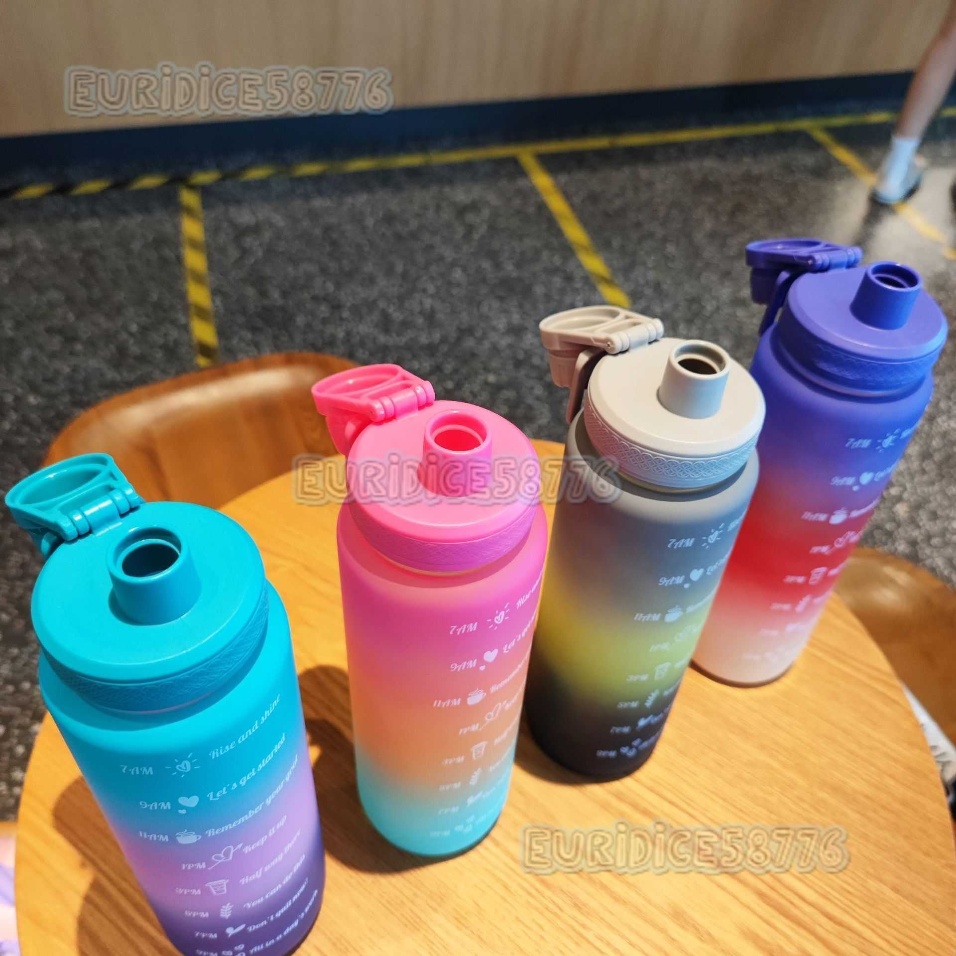 New Threecolor Gradient Frosted Plastic Water Bottle with Straight Drinking Portable Handle Sports Water Bottle 1000ml H250911